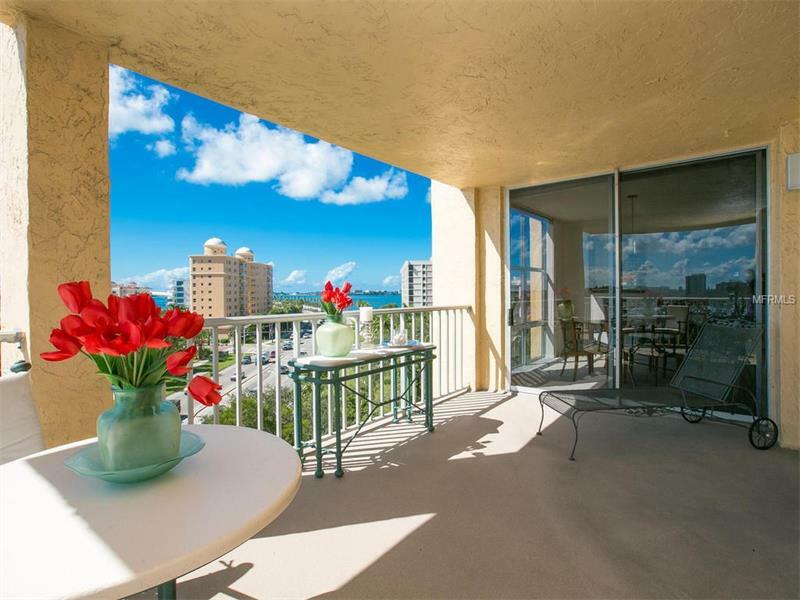 Property Photo:  1111 N Gulfstream Avenue 7A  FL 34236 