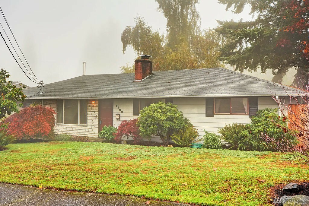 Property Photo:  1109 Clinton Place  WA 98201 