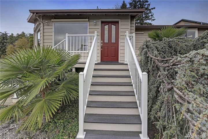 Property Photo:  616 Manaco Beach Rd  WA 98282 