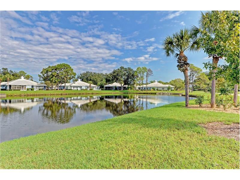 Property Photo: 213 Wexford Place 152 FL 34293