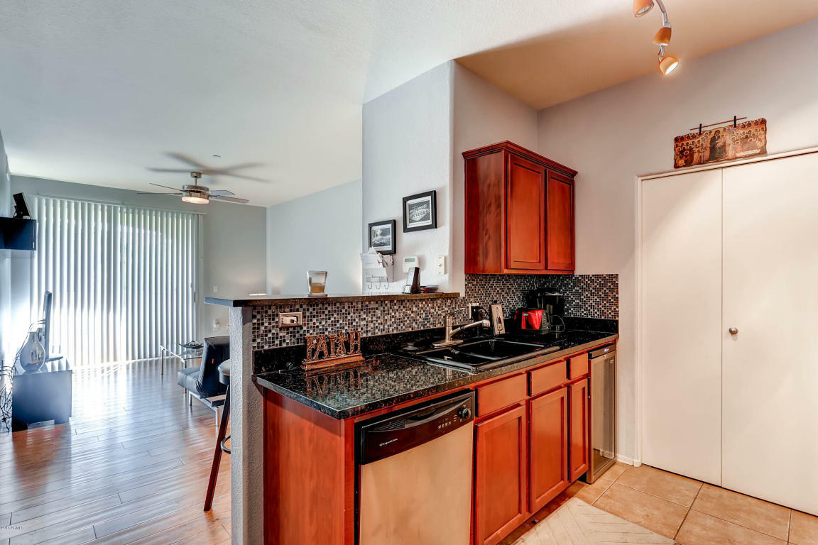 Property Photo:  3302 N 7th Street 311  AZ 85014 