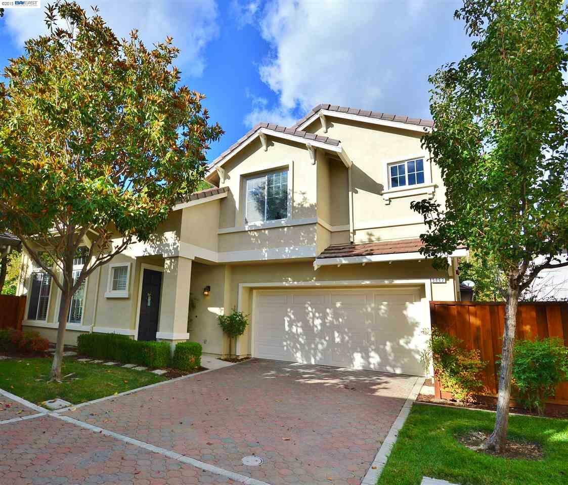 Property Photo:  5862 Cedarwood Common  CA 94550 