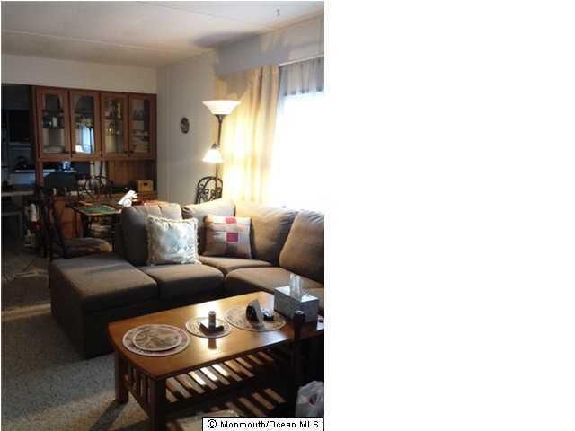 Property Photo:  7 Nicholas Boulevard  NJ 08527 