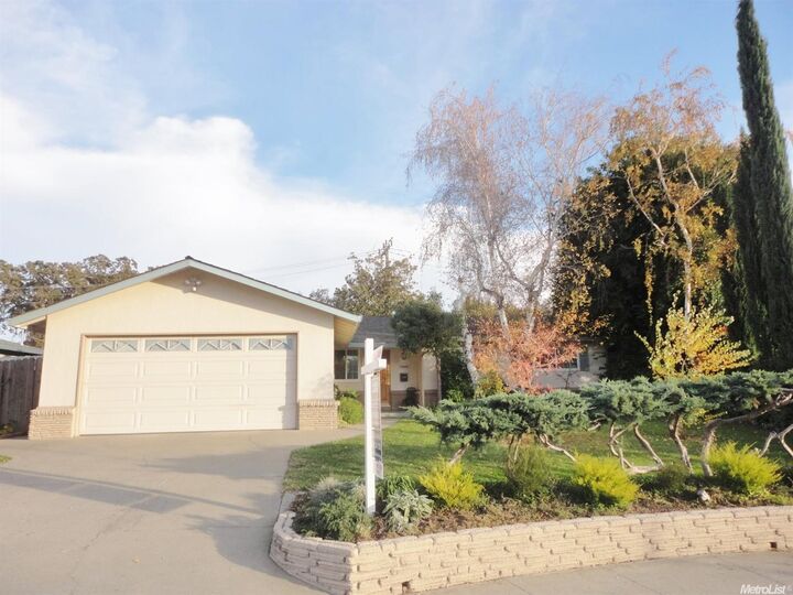 7100 El Sereno Circle  Sacramento CA 95831 photo