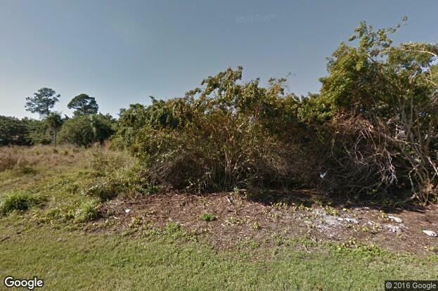 Property Photo:  1248 SE Nancy Lane  FL 34983 