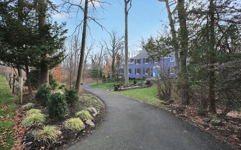 Property Photo:  1716 Sleepy Hollow Lane  NJ 07060 