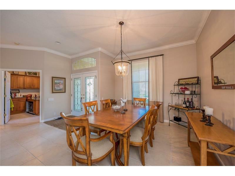 Property Photo:  7130 Treymore Court  FL 34243 