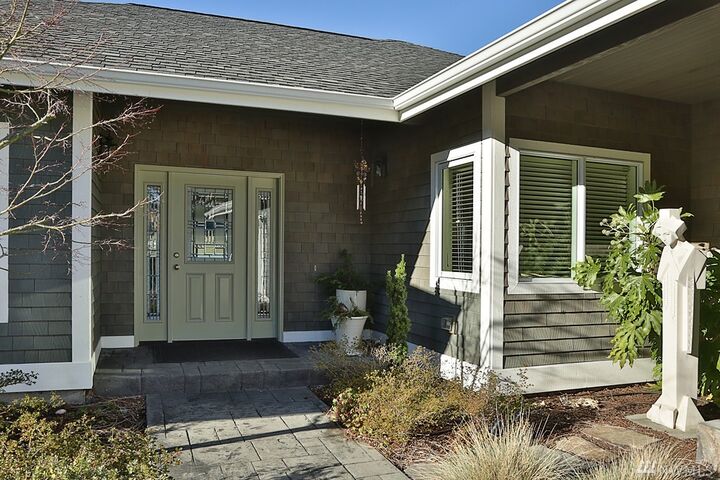 Property Photo: 5486 Beach Bluff Dr WA 98249