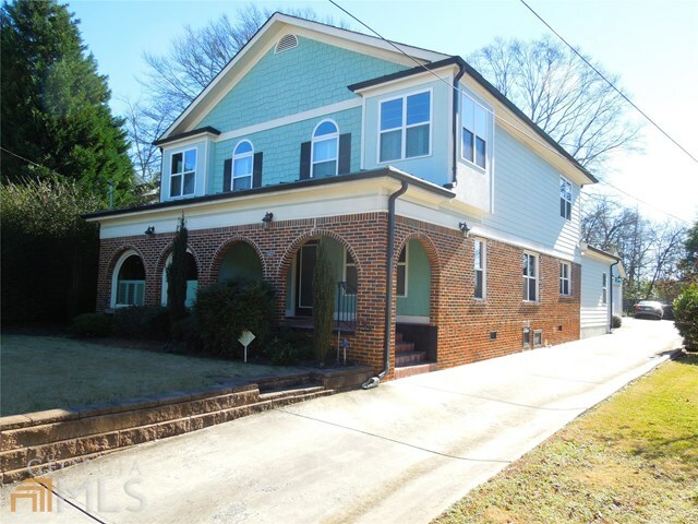 Property Photo:  1602 Hardin Ave  GA 30337 