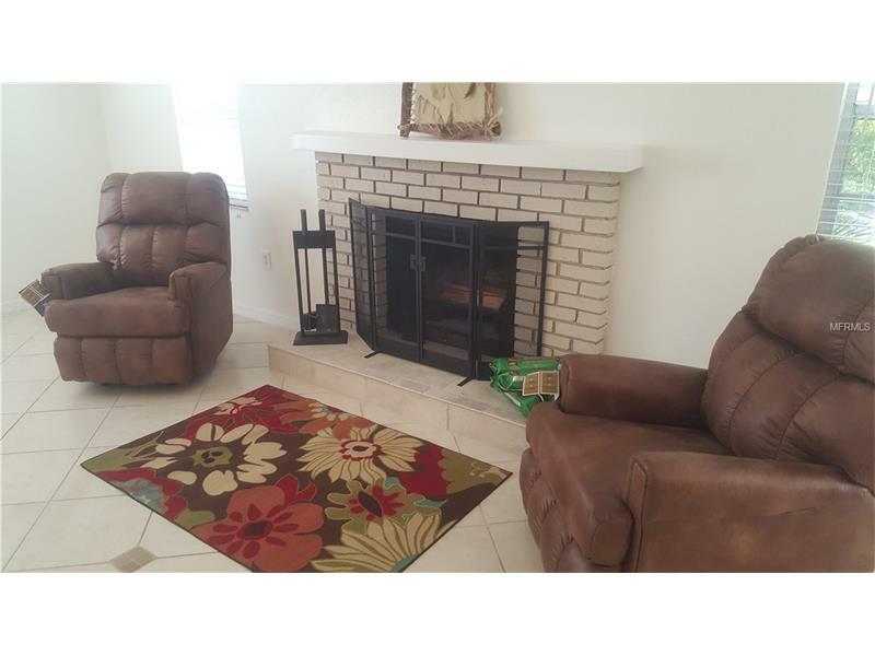 Property Photo: 4044 Murdock Avenue FL 34231