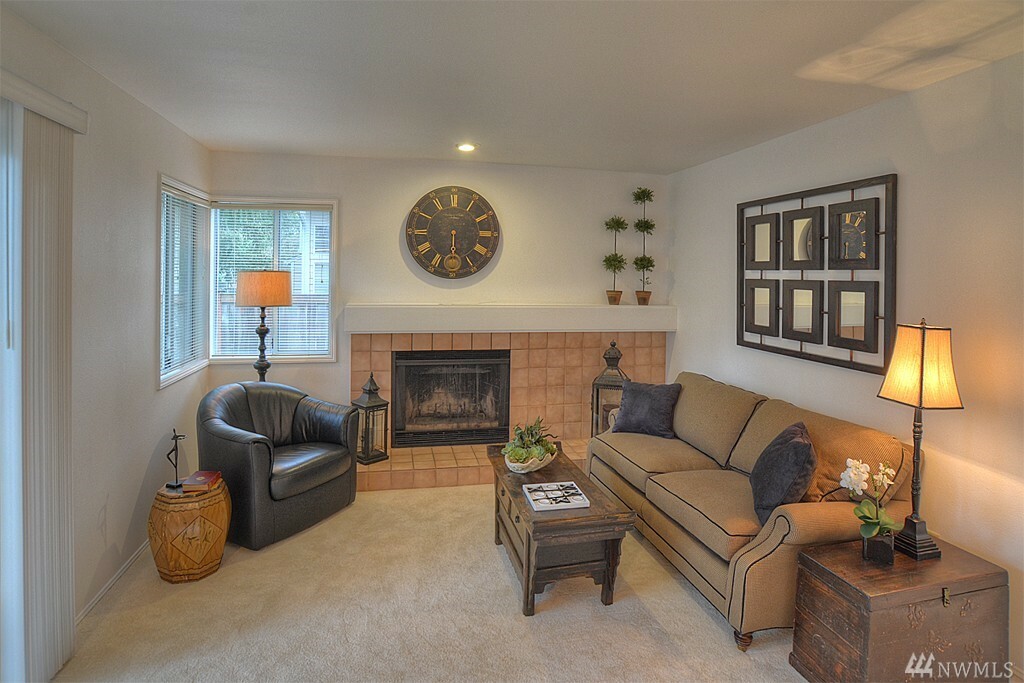 Property Photo: 24314 SE 42nd Place WA 98029