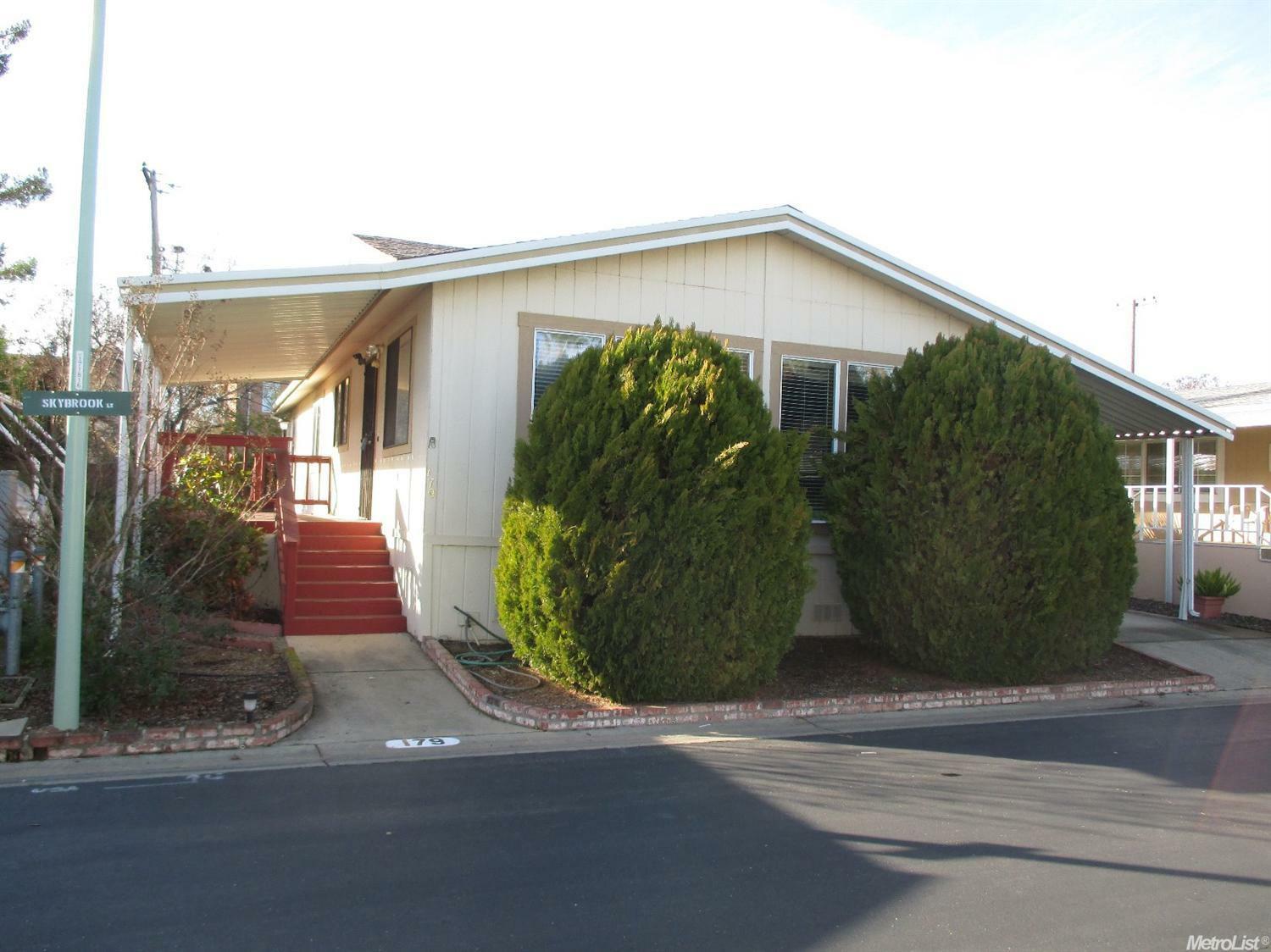 Property Photo:  179 Skybrook Lane 179  CA 95828 