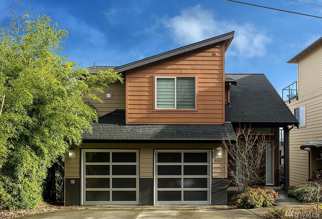 Property Photo:  3656 Fauntleroy Not Busy Ave SW  WA 98126 