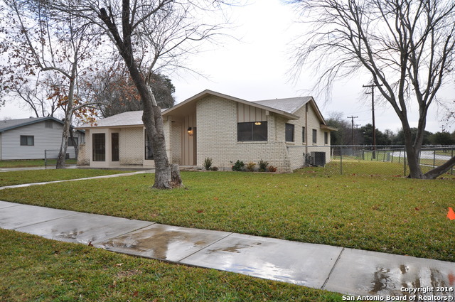 Property Photo:  3402 Starbend St  TX 78217 