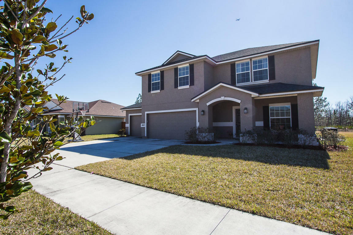 Property Photo: 2637 Royal Pointe Drive FL 32043