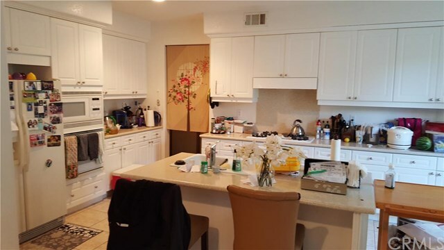 Property Photo: 23056 Maple Avenue CA 90505