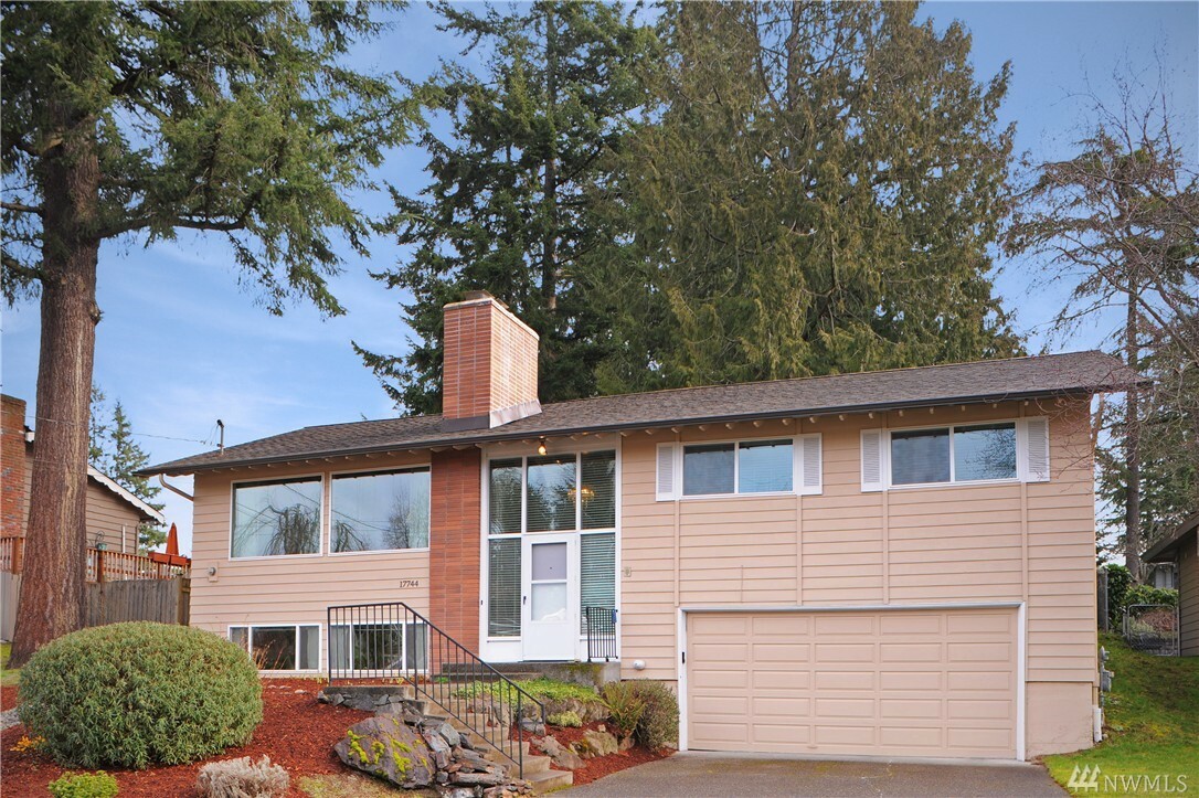 Property Photo:  17744 2nd Ave NW  WA 98177 