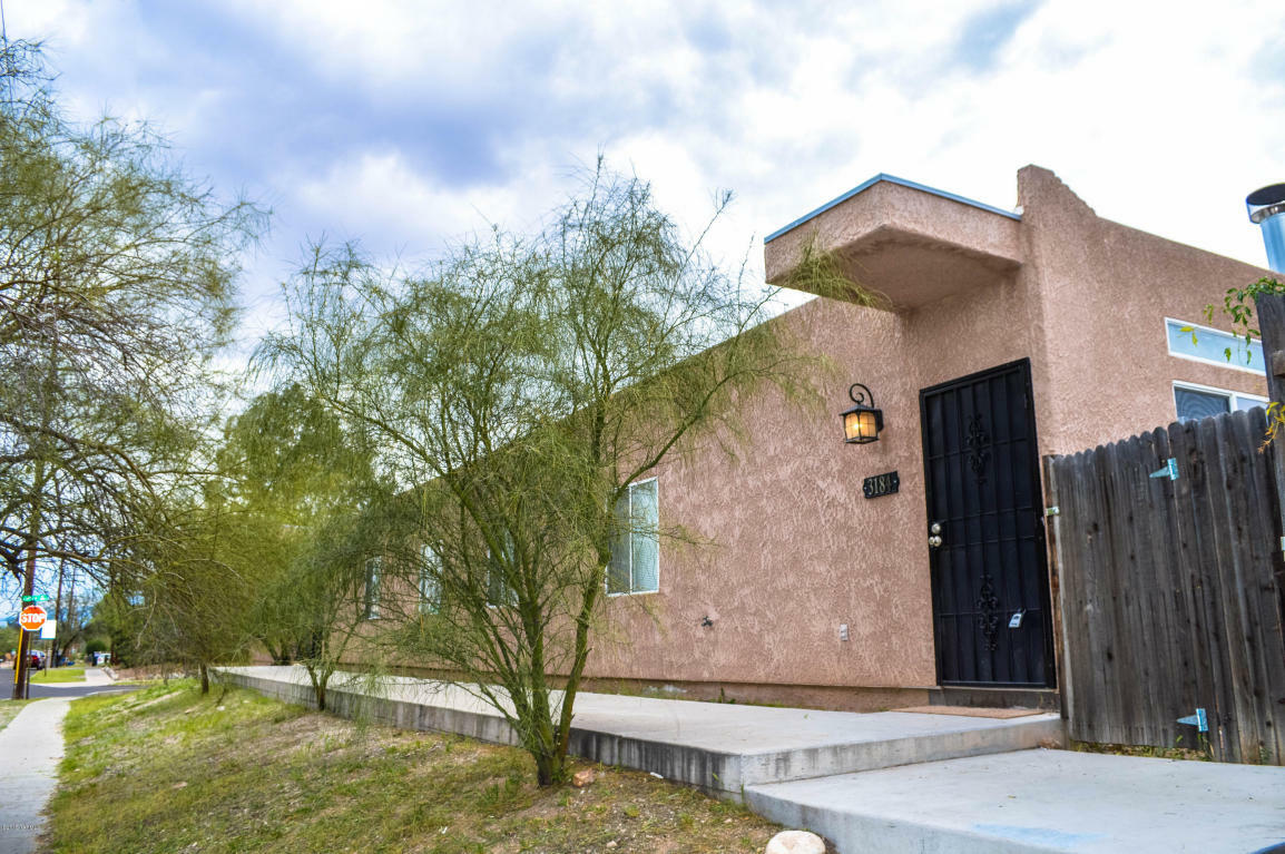 Property Photo: 3184 E Bellevue AZ 85716