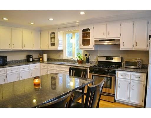 Property Photo: 461 Franklin St MA 02048