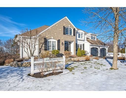 Property Photo: 85 Weyland Cir MA 01845
