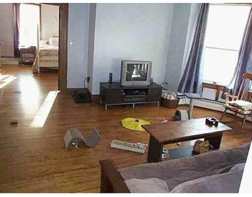 Property Photo:  32 Blossom St 2  MA 01453 