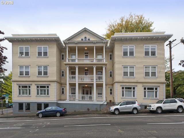 Property Photo:  1810 NW Everett St 202  OR 97209 