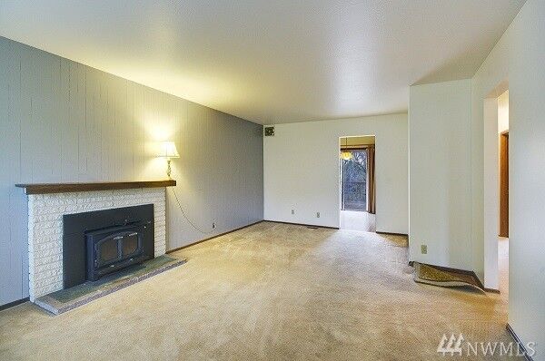 Property Photo: 15456 84th Ave NE WA 98028