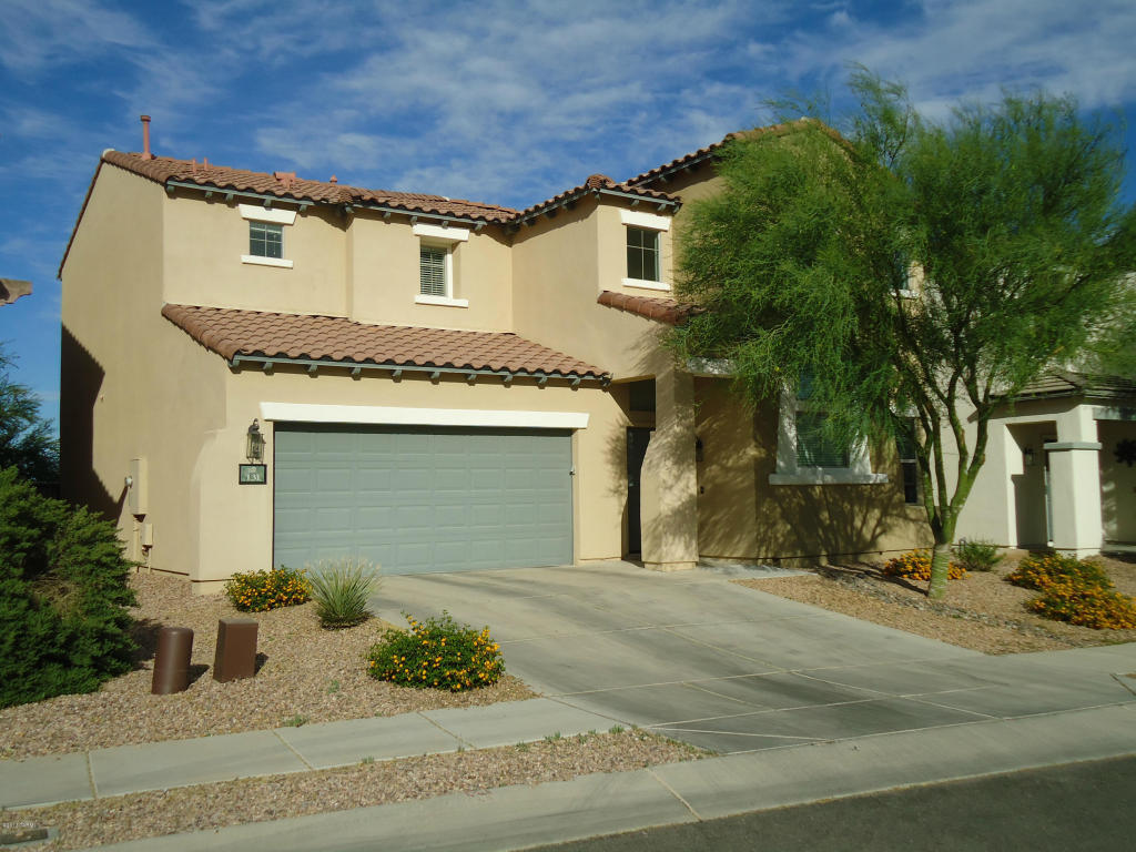 Property Photo: 131 E Camino Del Abeto AZ 85629