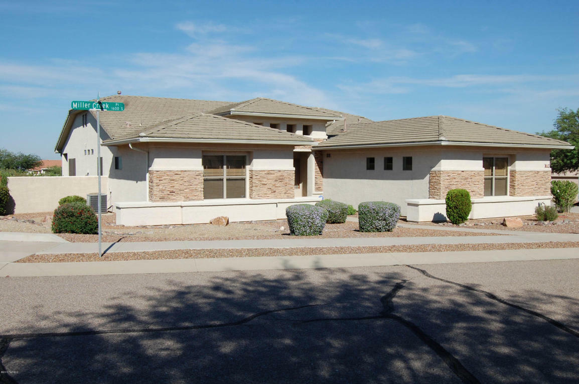 Property Photo:  1538 S Miller Creek Place  AZ 85748 