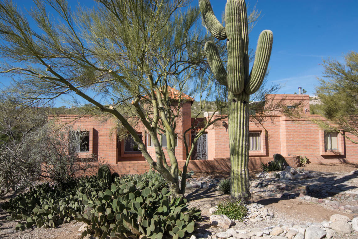 Property Photo: 5341 N Post Trail AZ 85750