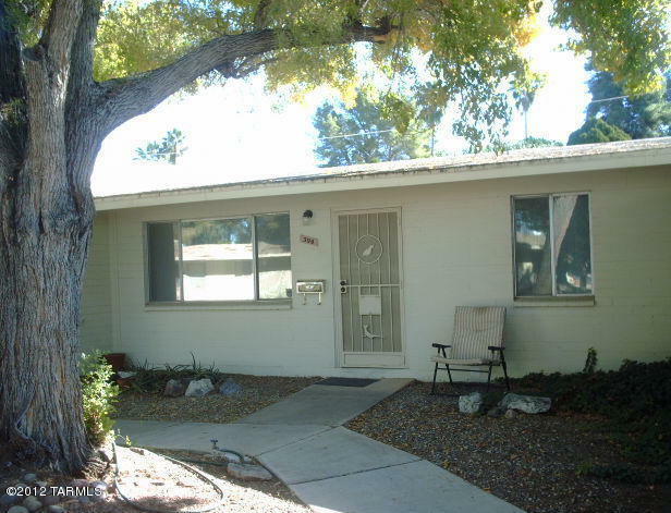 Property Photo:  390 N Silverbell Road  AZ 85745 