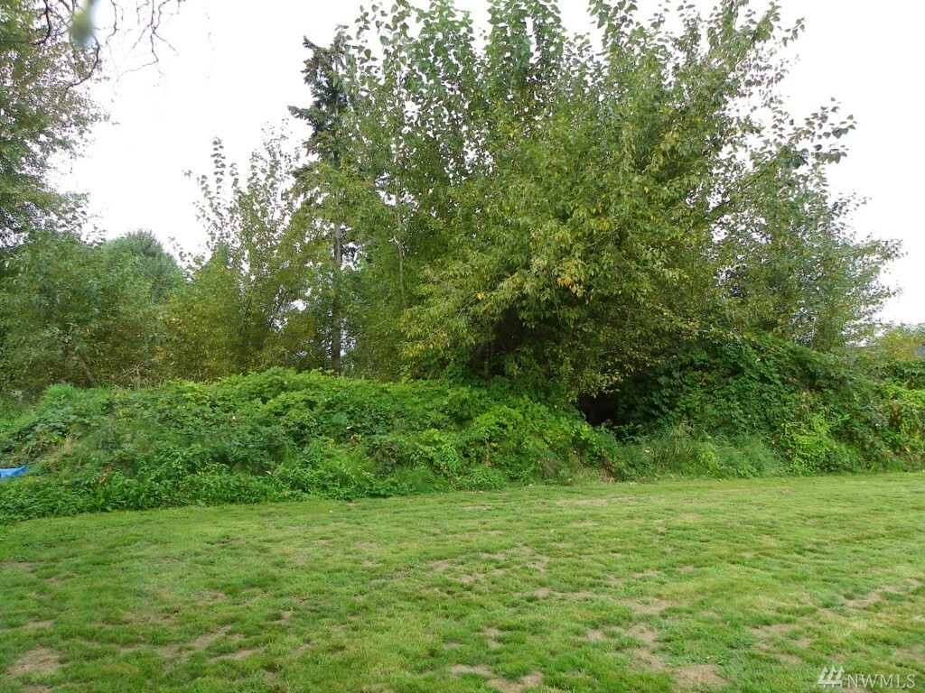 Property Photo:  1525 16th St  WA 98390 