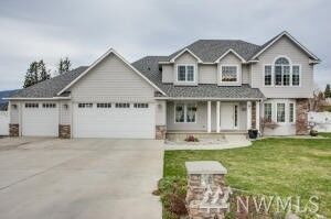 Property Photo:  149 Springhill Drive  WA 98802 