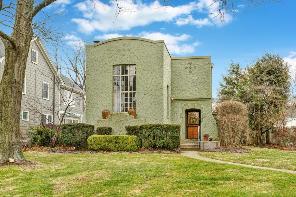 Property Photo: 196 S Cassingham Road OH 43209