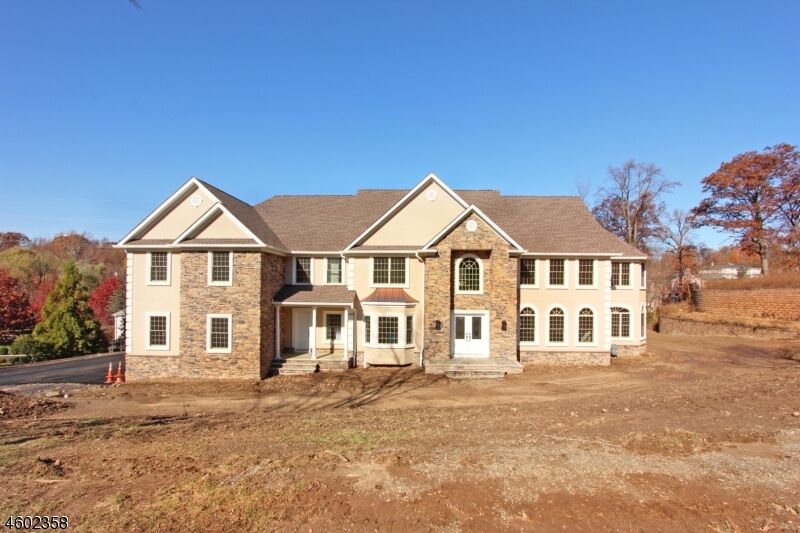 Property Photo: 10 Ledgewood Ct NJ 07009