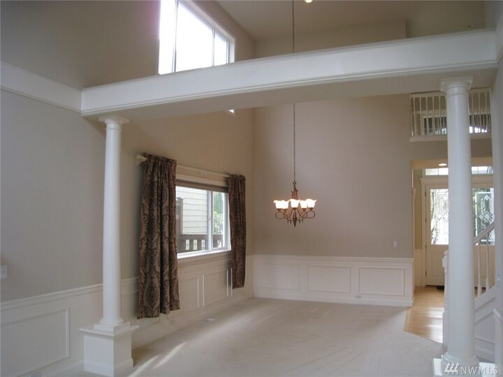 Property Photo:  19462 SE 28th Place  WA 98075 