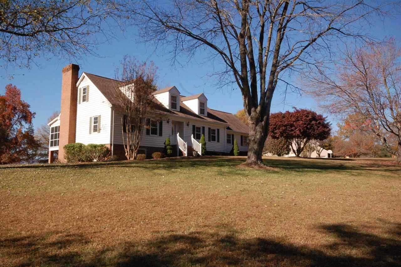Property Photo:  644 Bradford Ln  VA 22936 