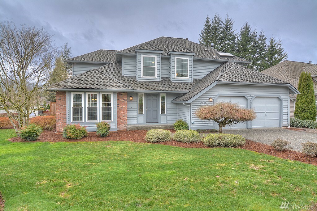 Property Photo: 24545 SE 44th St WA 98029