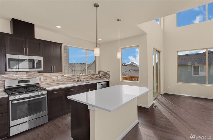 Property Photo: 10711 SE 188th Lot 18 St WA 98055