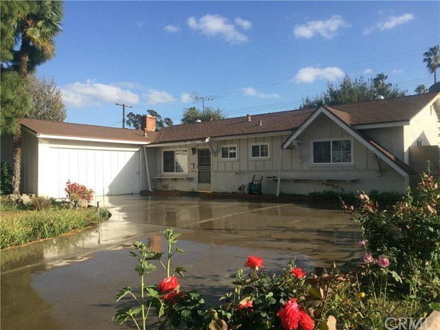 Property Photo: 2200 E Clifpark Way CA 92806