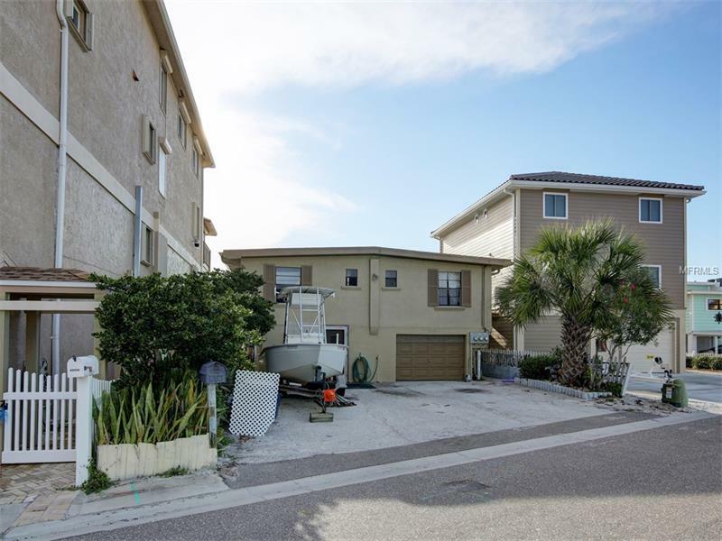 Property Photo:  17608 Lee Avenue  FL 33708 