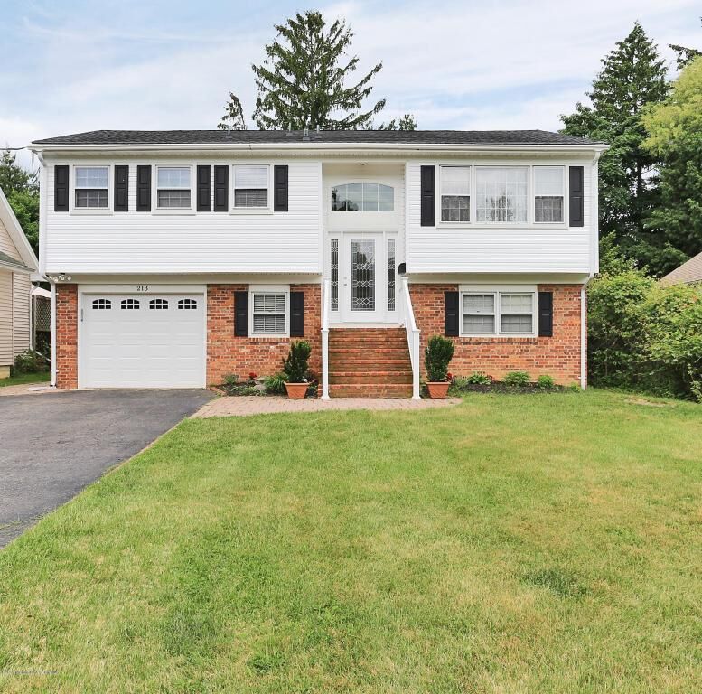 Property Photo:  213 Pine Place  NJ 07701 