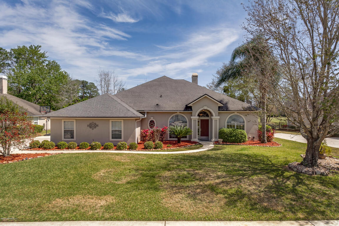 Property Photo:  2282 Eagle Harbor Parkway  FL 32003 