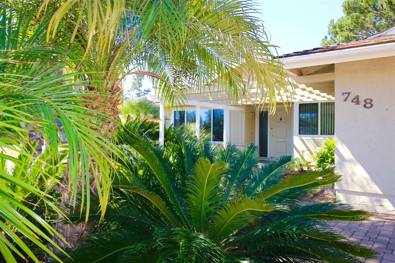 Property Photo:  748 Wakefield Court  CA 92020 