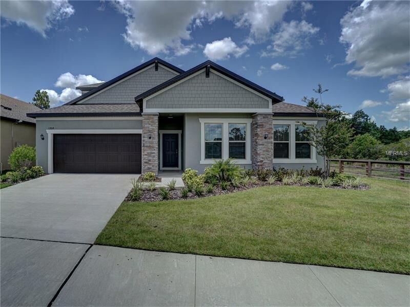 Property Photo: 11814 Cross Vine Drive FL 33579