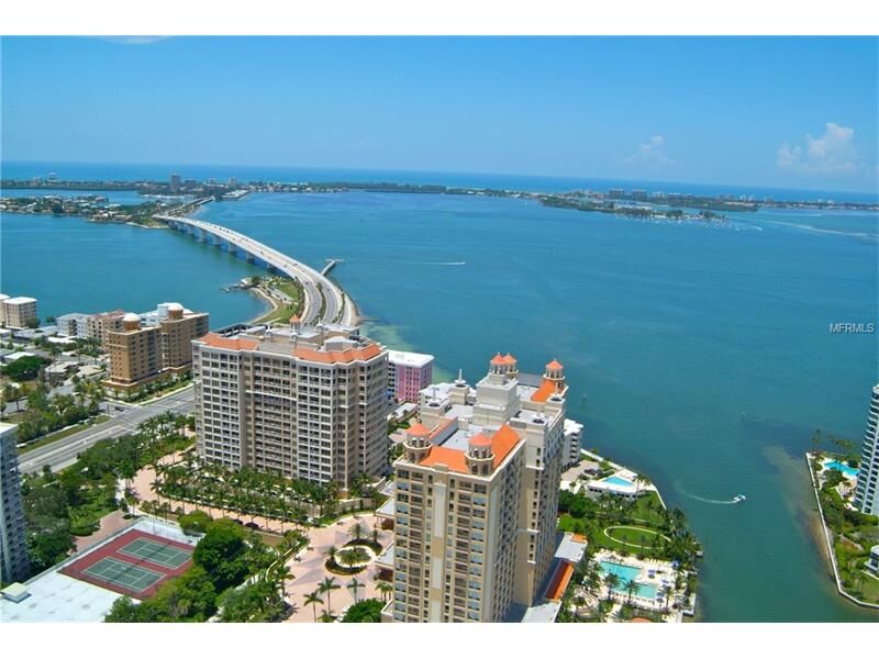 Property Photo:  35 Watergate Drive 1204  FL 34236 