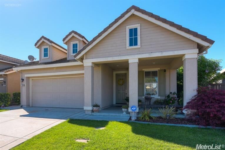 Property Photo:  1730 Daggett Way  CA 95835 