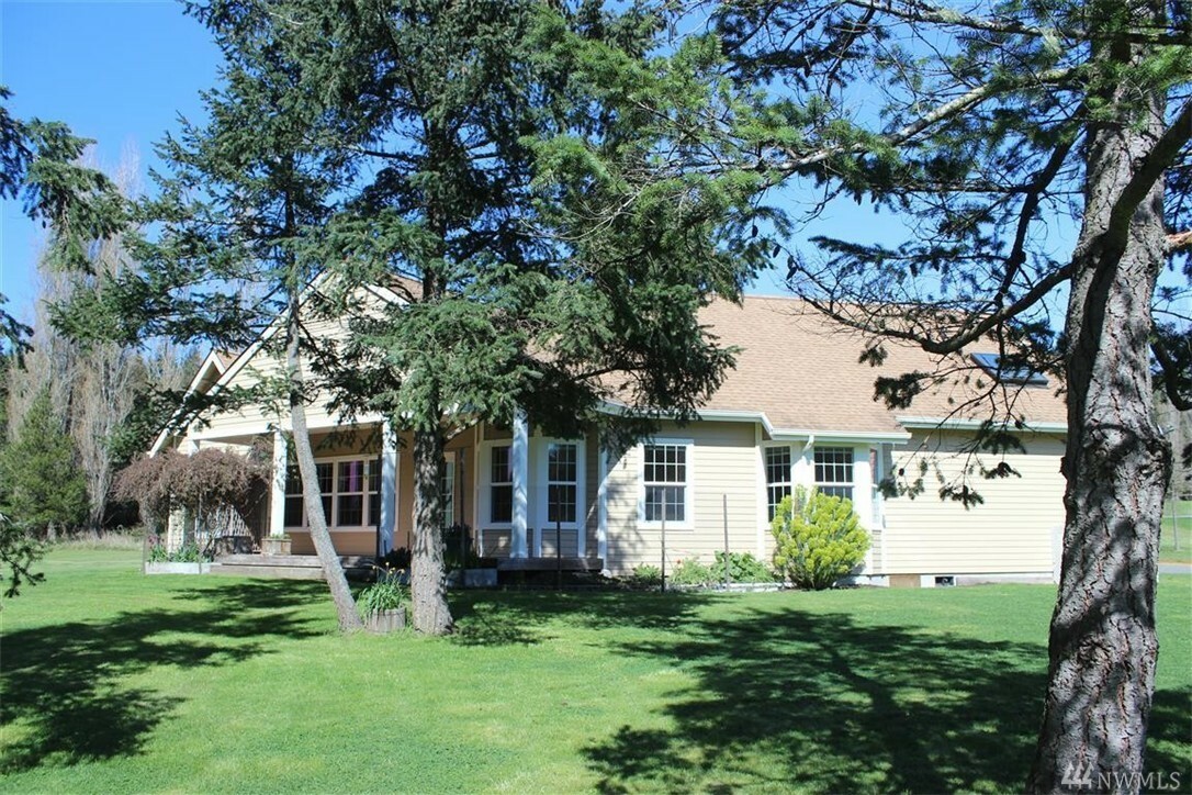 Property Photo:  107 Little Creek Rd  WA 98250 