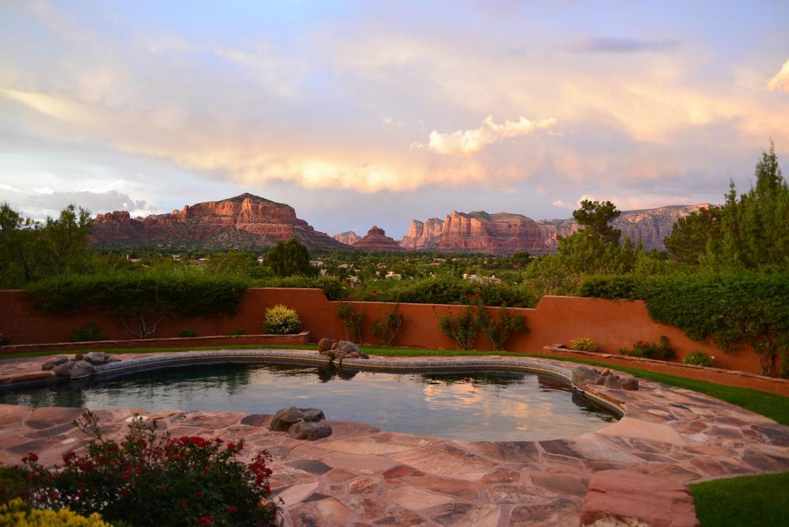 Property Photo:  205 Morgan Drive  AZ 86351 