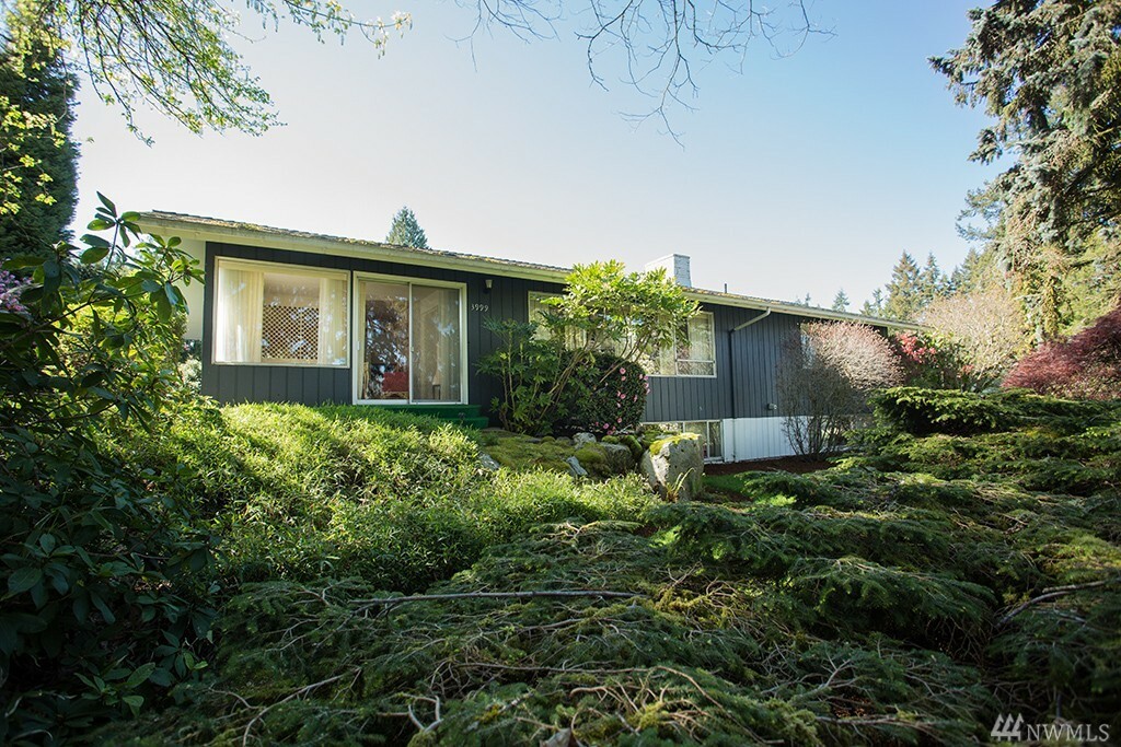 Property Photo:  3999 NW Country Lane  WA 98312 